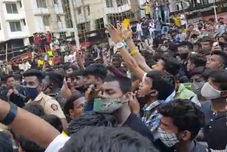 Students stage demo protesting HSC results through subject mapping, several injured